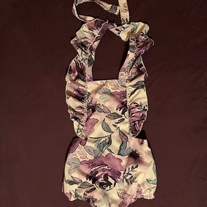 Tong bei Qi boutique one piece